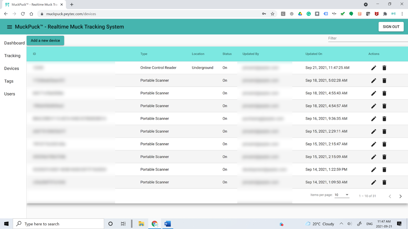MuckPuck devices table listing control readers and portable scanners with location, status and last update.